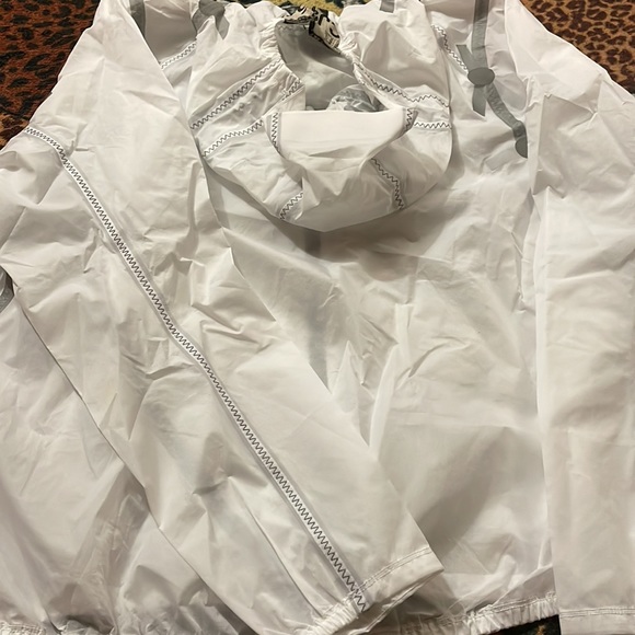Nike performance jacket- 100%nylon,Color-White , Size- XL. Fits XXL or u… - Picture 3 of 4